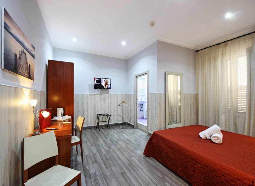 Camera Executive Hotel Tonic Palermo (Sicilia, Italia)