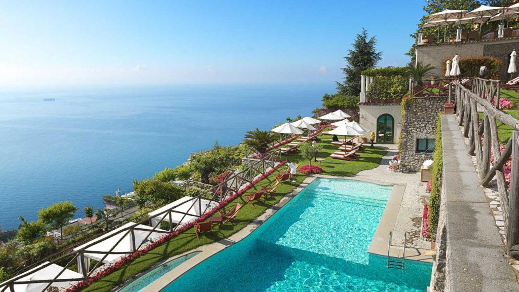 Piscina con vista mare Palazzo Avino Ravello