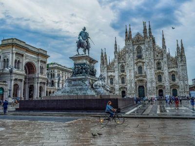 Milano, piazza Duomo (photo by Dimitris Vetsikas)