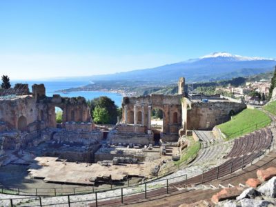 Italia Sicilia Hotels (Taormina - foto da Guy Rey-Bellet, Pixabay)