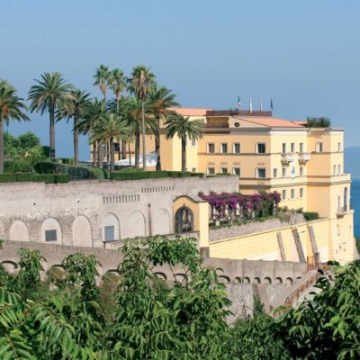Grand Hotel Angiolieri Seiano di Vico Equense (Sorrento), relax e lusso con vista mare sul Golfo di Napoli